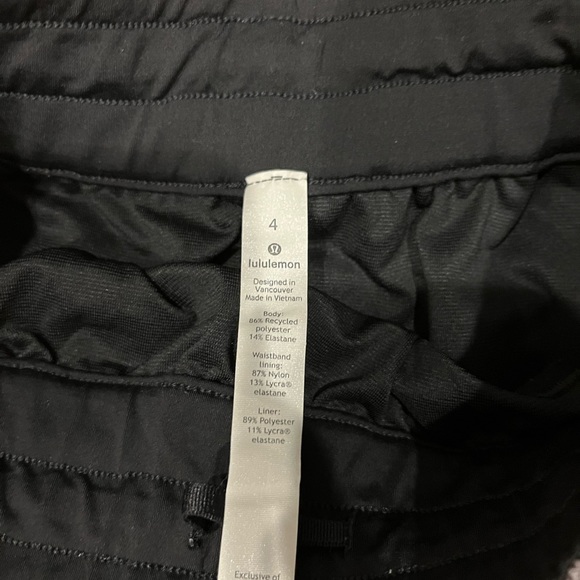 Lululemon Track That High-Rise Lined Short 3” inseam size 4 - Picture 3 of 10